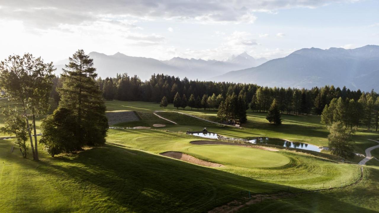 Hotel Elite Crans-Montana Kültér fotó